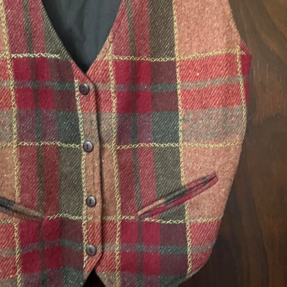 Vintage 80’s/ 90’s A.J. Wool Plaid Vest - Picture 3 of 6